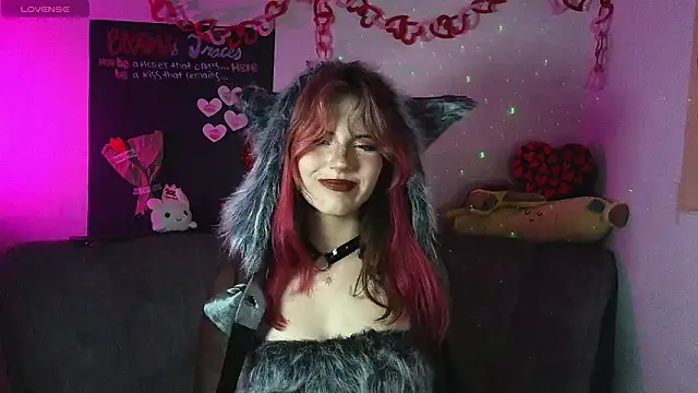 cherrybom969 online show from February 14, 5:20 am