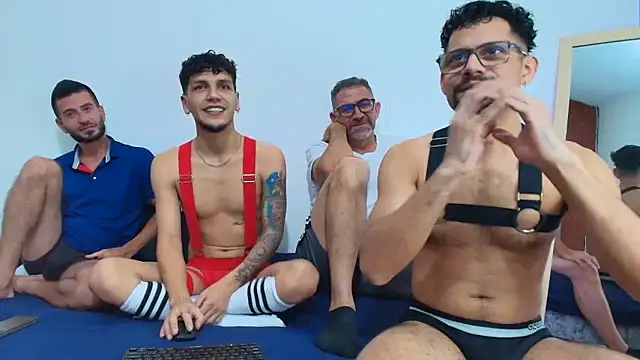 Benjamin show online show from November 28, 10:46 pm