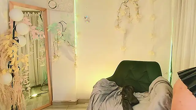 Ladydream1 online show from June 27, 6:14 pm