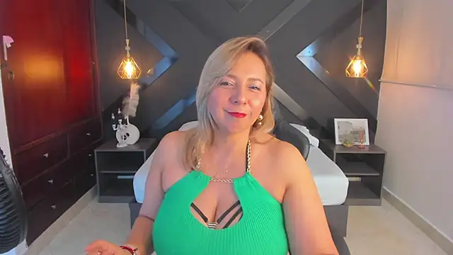 andre soto  online show from October 4, 2:17 am