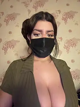 shanelle0 online show from April 20, 11:52 pm