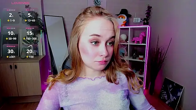 LianaBright online show from March 21, 1:10 am