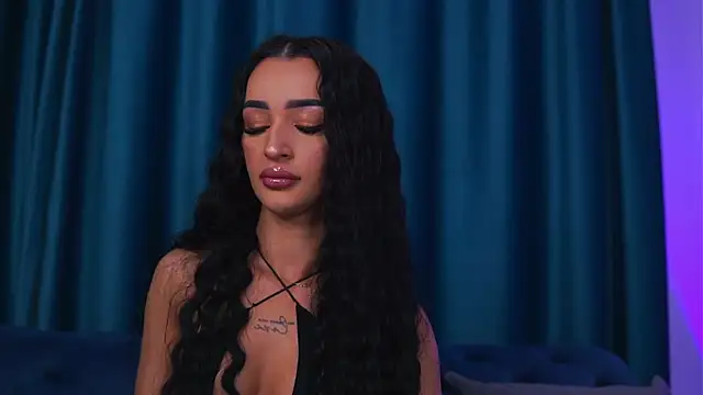 DeniseDevilles online show from April 21, 7:54 pm