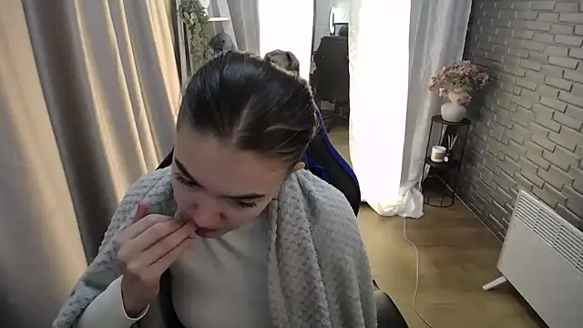 Ritaneer online show from October 15, 9:01 am