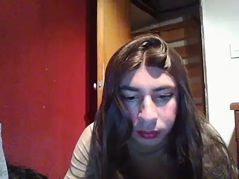 Snapshot of Yasmin_Paez99 chatting on October 11, 12:59 am Yasmin Paez99 online show from October 11, 12:59 am