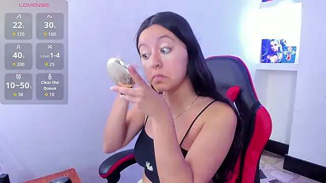 zoe connor19 online show from April 4, 7:56 pm