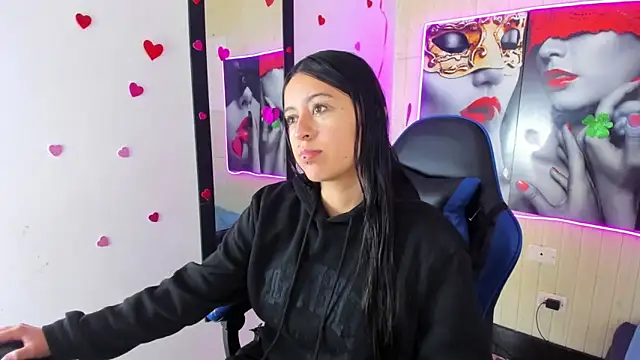 zoe connor19 online show from April 22, 9:01 pm