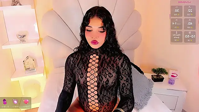 ValentinaMarinn online show from October 21, 9:30 pm