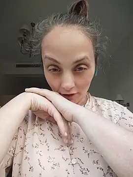 AdelaideRosabel online show from June 19, 3:48 pm