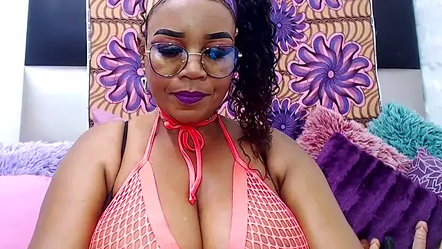 Snapshot of MATURExxxASS chatting on October 4, 1:33 am MATURExxxASS online show from October 4, 1:33 am