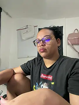 angela angels  online show from March 14, 8:26 am