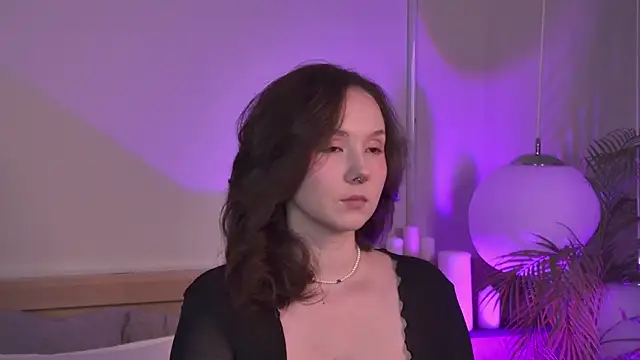 IreneRaye online show from November 20, 6:31 pm