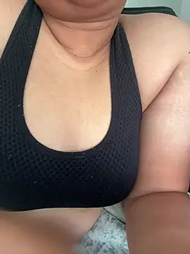 vanilla chocolate23 online show from August 8, 10:23 am