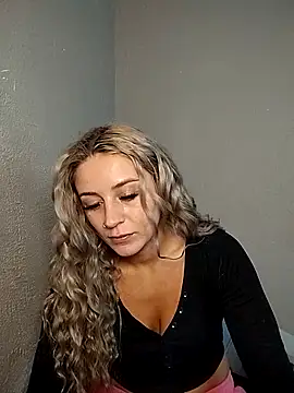 lexybabyxo online show from March 18, 2:44 pm