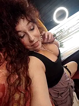Snapshot of GypsyEsmeralda chatting on September 13, 3:09 pm GypsyEsmeralda online show from September 13, 3:09 pm