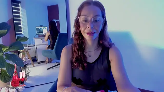 AvaCollinss online show from February 13, 1:57 pm