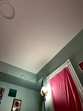 Snapshot of ebonycatlisaaaalime chatting on October 16, 1:36 pm ebonycatlisaaaalime online show from October 16, 1:36 pm