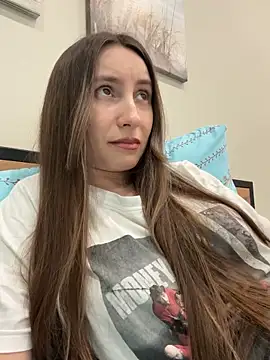 viviandaimond1 online show from September 17, 6:50 pm