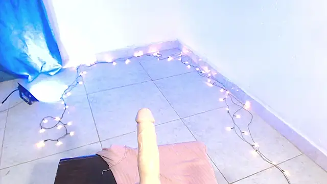 April sexycurvi online show from November 29, 10:47 pm