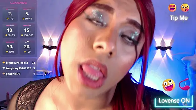 Emili Roux online show from November 8, 5:40 pm