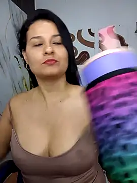 elena jonees online show from April 21, 8:27 pm