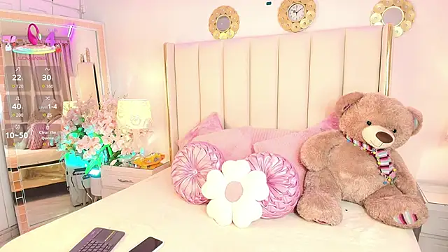 evangelin ts online show from April 22, 1:30 pm