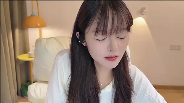 xiaodaibabyy online show from September 16, 1:41 pm