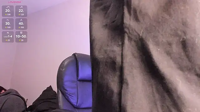 Carlasxdreams online show from April 25, 12:24 am