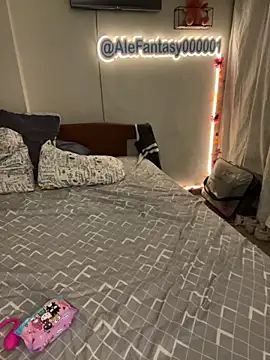 AleFantasy0001 online show from November 21, 4:14 am