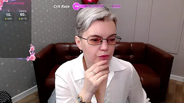 Cutie Erikaa1 online show from April 21, 2:15 am