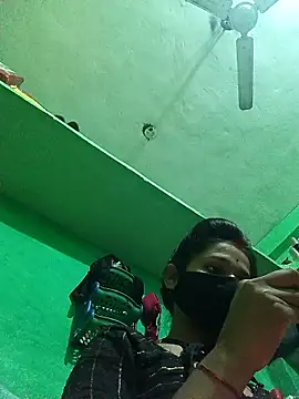 Hoty girl 143 online show from November 1, 8:18 am