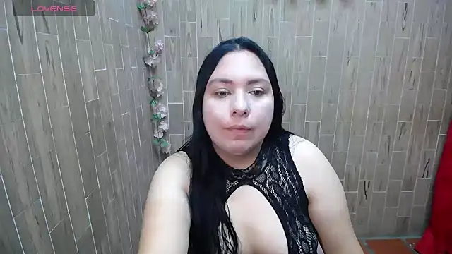 Snapshot of solyeria chatting on October 21, 12:25 am solyeria online show from October 21, 12:25 am