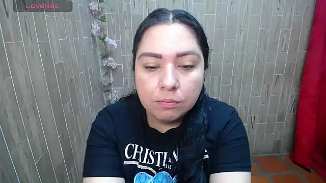 solyeria online show from July 6, 11:37 am