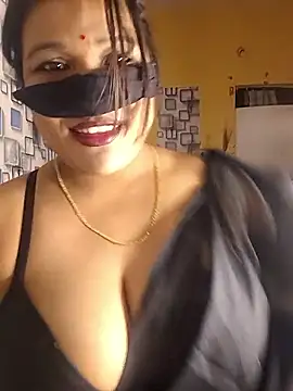 Radhikadavi879 online show from September 30, 5:07 pm