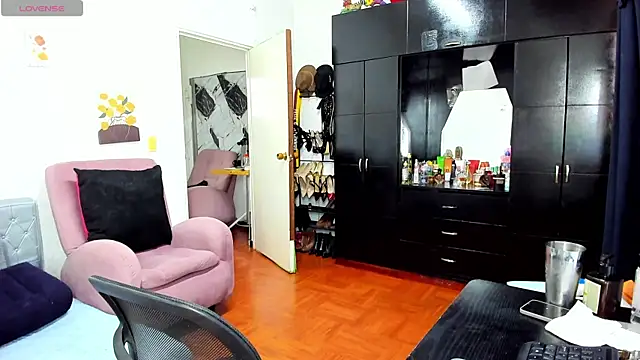 Angelina Stone 65 online show from April 21, 9:33 pm