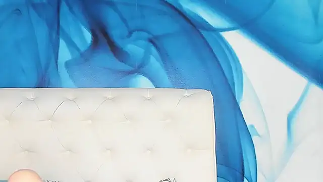 SkinnyDolly online show from March 27, 2:57 am