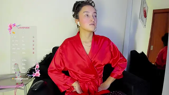 its  angelica  online show from September 24, 11:26 pm