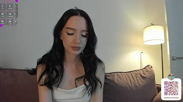 flora off online show from March 10, 11:25 am