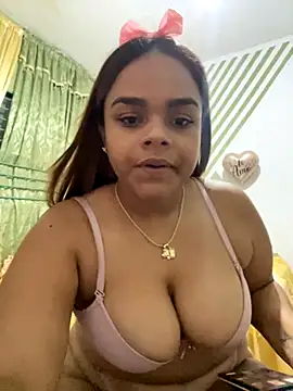Snapshot of Evabigass chatting on September 15, 3:42 pm Evabigass online show from September 15, 3:42 pm