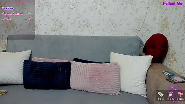 Snapshot of EssexALEXA chatting on September 12, 9:22 pm EssexALEXA online show from September 12, 9:22 pm