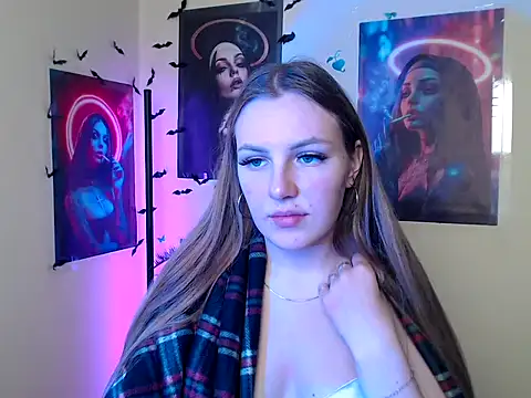 Snapshot of _AlMamiyy_ chatting on October 3, 1:05 pm AlMamiyy online show from October 3, 1:05 pm