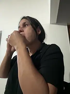 siri duque online show from April 28, 2:27 am