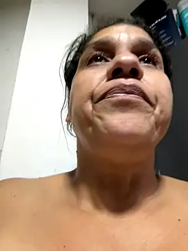 Snapshot of siri_duque chatting on October 2, 2:16 am siri duque online show from October 2, 2:16 am