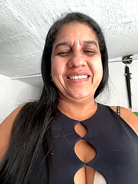 Snapshot of siri_duque chatting on October 18, 6:31 pm siri duque online show from October 18, 6:31 pm