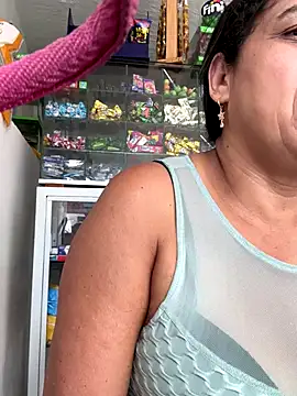 Snapshot of siri_duque chatting on September 18, 6:06 pm siri duque online show from September 18, 6:06 pm
