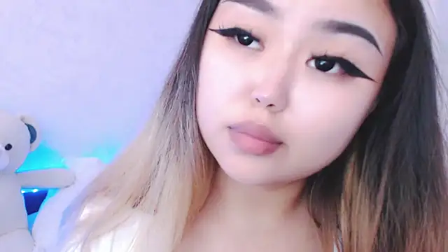 amelia sunlight online show from June 24, 3:44 pm