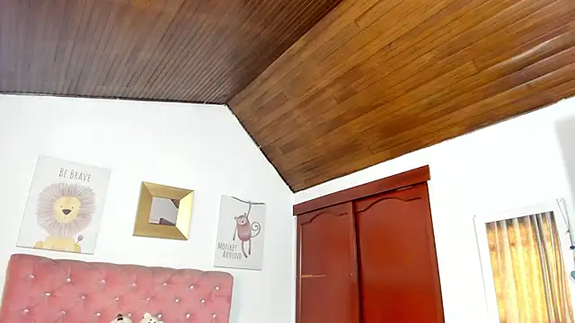 CelessteRedds online show from April 21, 12:01 pm