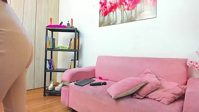 conni f00x online show from June 10, 11:36 pm