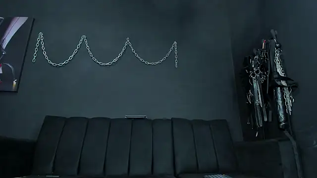 DelaneyStone online show from March 9, 10:57 pm