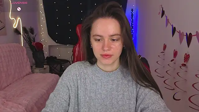 Emillias online show from February 18, 8:02 am